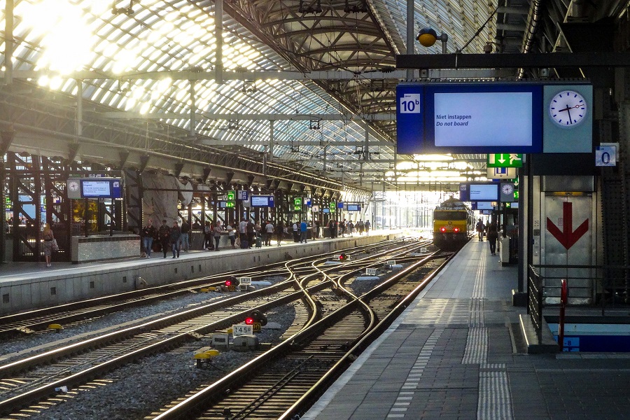 IC-Brussel op het station