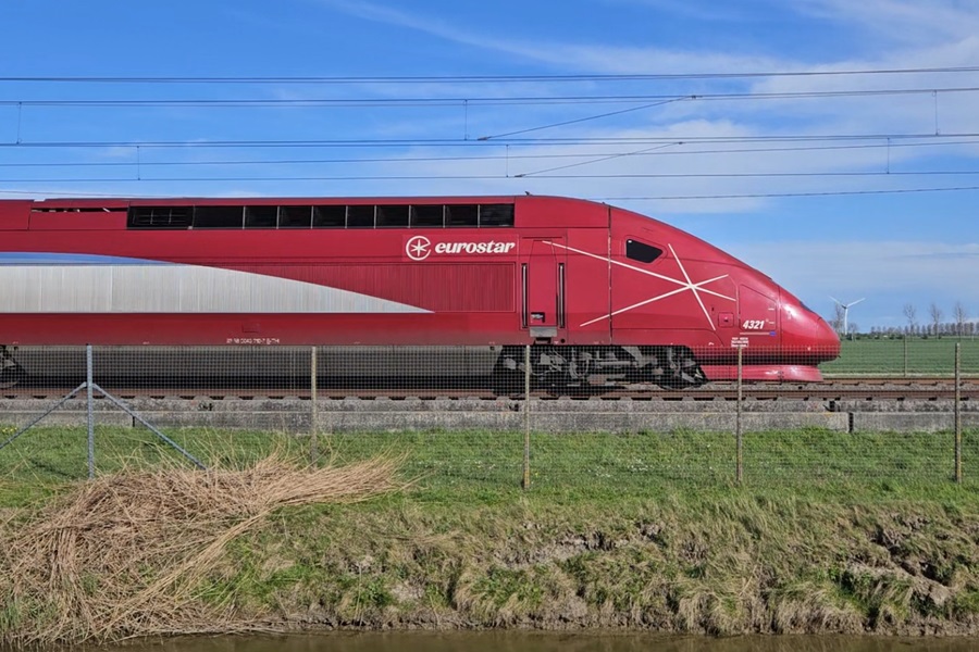 Eurostar trein naar Auxerre