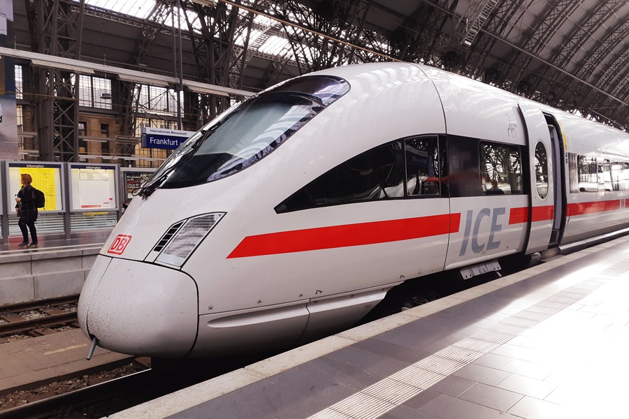 ICE trein naar Augsburg